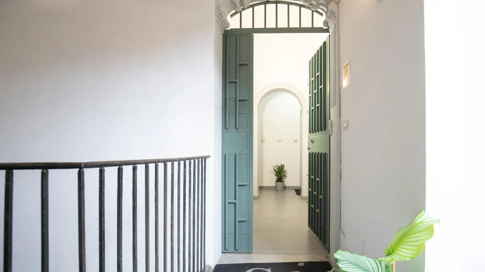 Bmode Hotel Catania 3*,